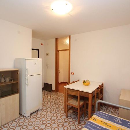 Clizia Apartment Bibione Bagian luar foto